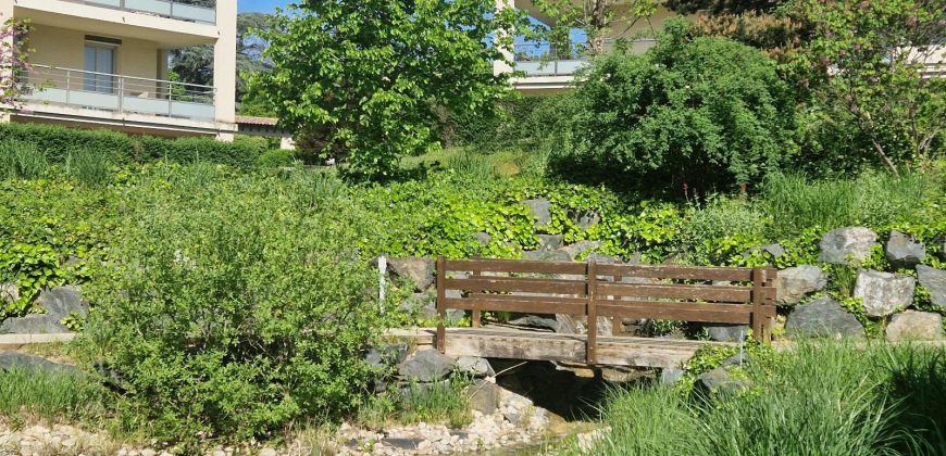 Réf : icsRME1258-003, 3 pièce(s), VOURLES