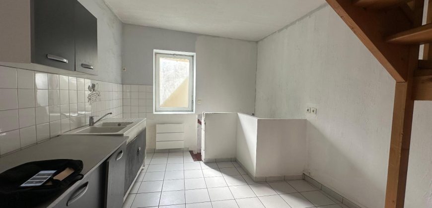 Réf : GES06140004-377, 4 pièce(s), GIVORS