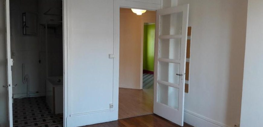 Réf : GES07070061-374, 2 pièce(s), LYON