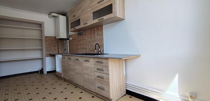 Réf : GES38980008-371, 3 pièce(s), STE FOY LES LYON