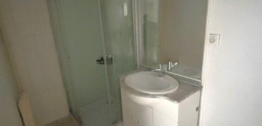 Réf : icsGST1282-001, 2 pièce(s), VILLEURBANNE