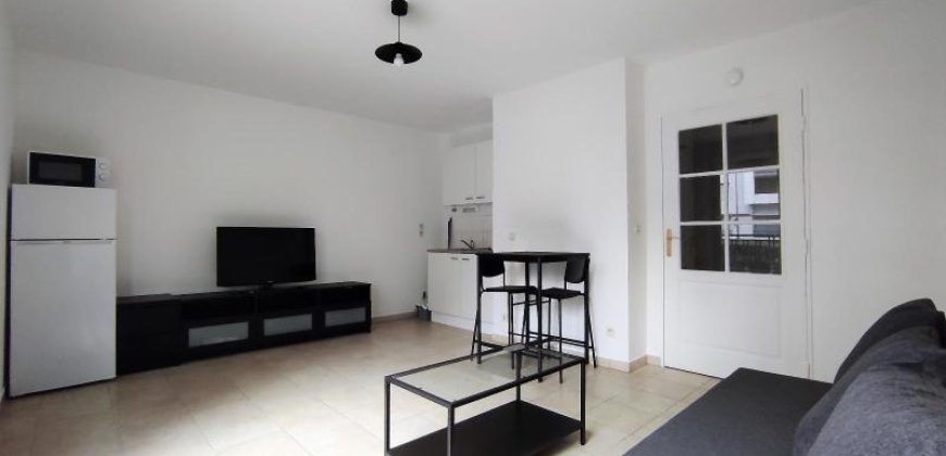 Réf : GES79803313-374, 1 pièce(s), VILLEURBANNE