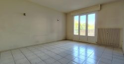 Réf : GES38360319-374, 3 pièce(s), VILLEURBANNE