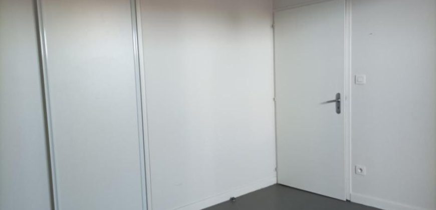 Réf : GES02370003-492, 4 pièce(s), GIVORS