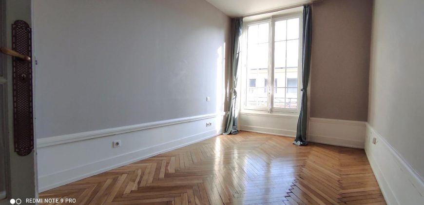 Réf : GES99540010-787, 4 pièce(s), LYON
