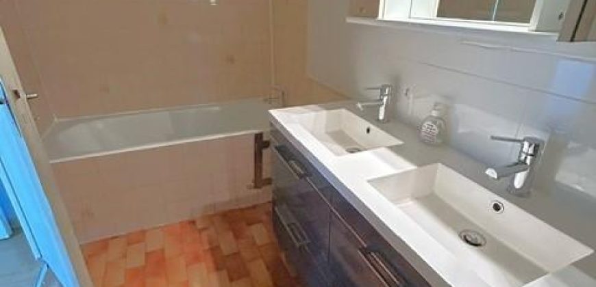Réf : icsGST1285-001, 2 pièce(s), VILLEURBANNE
